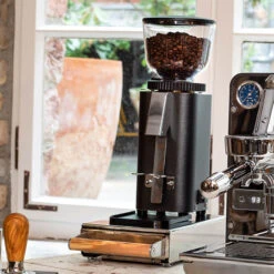 C-Manuale 54 Kaffeemühle Anthrazit 7 C-Manuale 54 Kaffeemühle Anthrazit -Café Séries Boutique 104177 104177 ecm c manuale 54 kaffeemuhle anthrazit 3