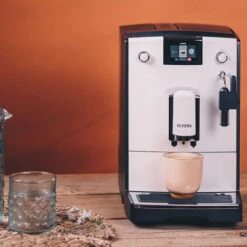 NICR 560 Caferomatica -Café Séries Boutique 105021 105021 nivona nicr 560 weiss chrom mood 3