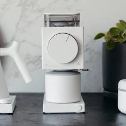 Ode Brew Grinder Gen 2 Weiss 11 Ode Brew Grinder Gen 2 Weiss -Café Séries Boutique 105532 105532 fellow ode brew grinder gen 2 weiss 5